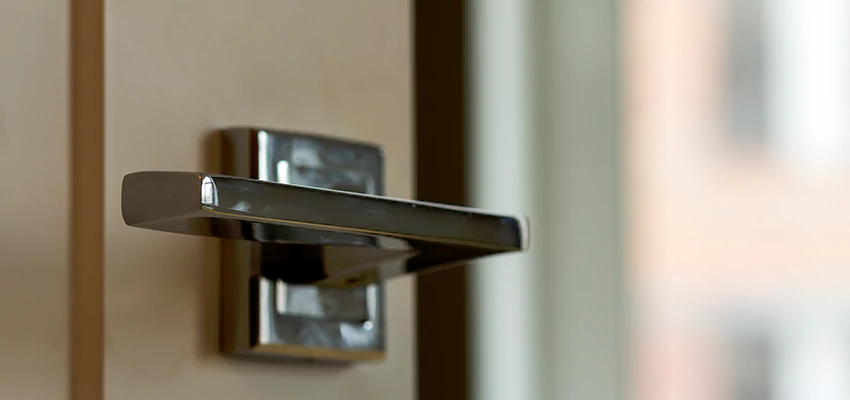 Door Lever Knob Repair in Orlando, Florida