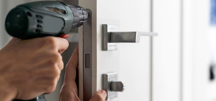 Locksmith For Lock Replacement Near Me in Orlando, FL
