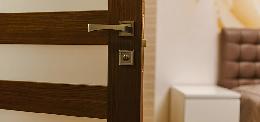 Door Lever Troubleshooting in Orlando, FL