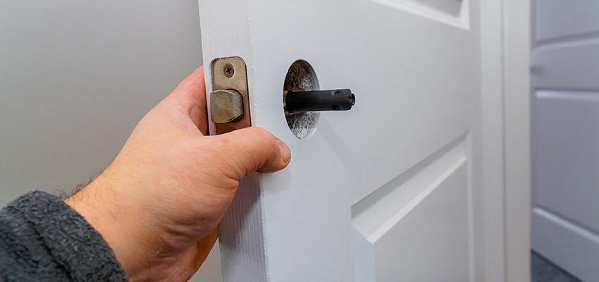 Nighttime Locksmith For Lock Repair in Orlando, FL