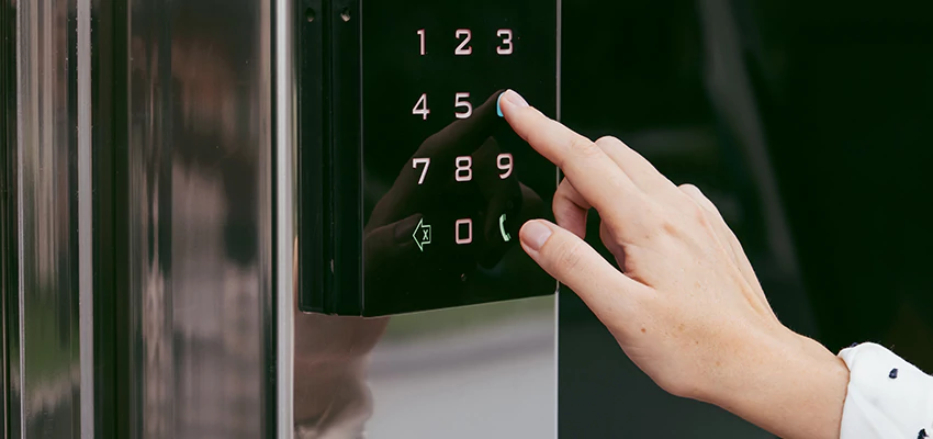 Property Management Locksmith For Lock Installation in Orlando, FL