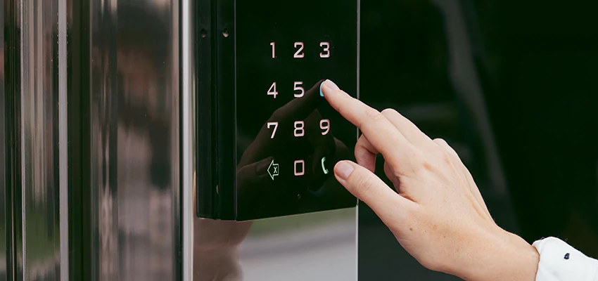 Keyless Door Entry System in Orlando, FL