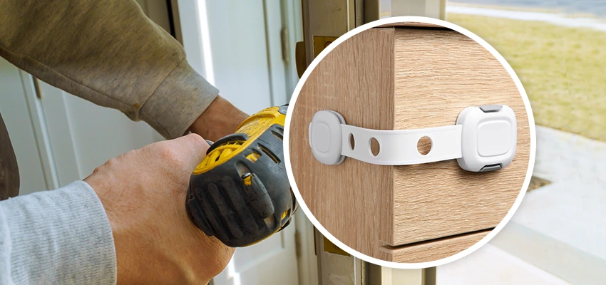 Childproof Sliding Door Locks in Orlando, FL