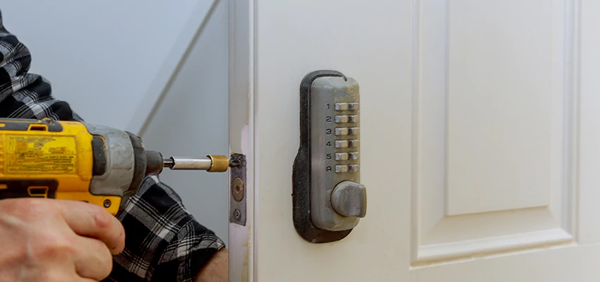 Digital Locks For Home Invasion Prevention in Orlando, FL